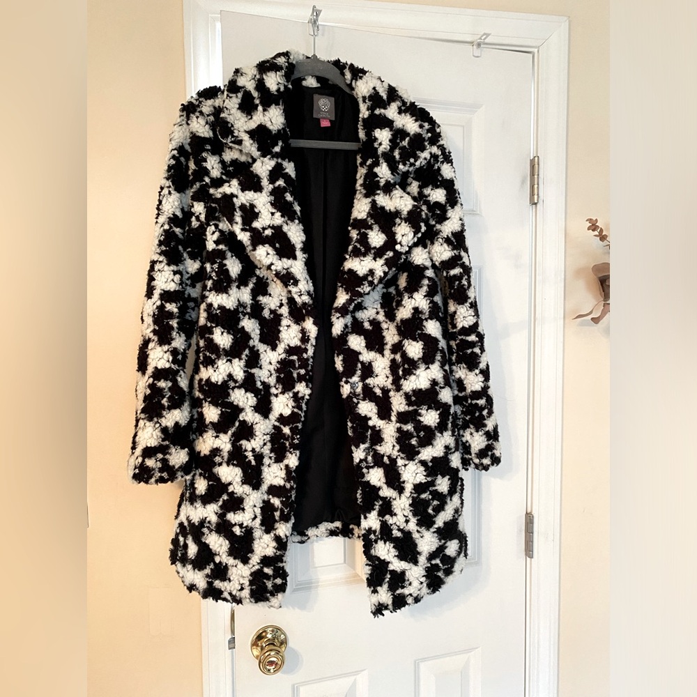 Vince Camuto Women's Jacket Black Small S Two-Tone Faux Fur Dolmatian